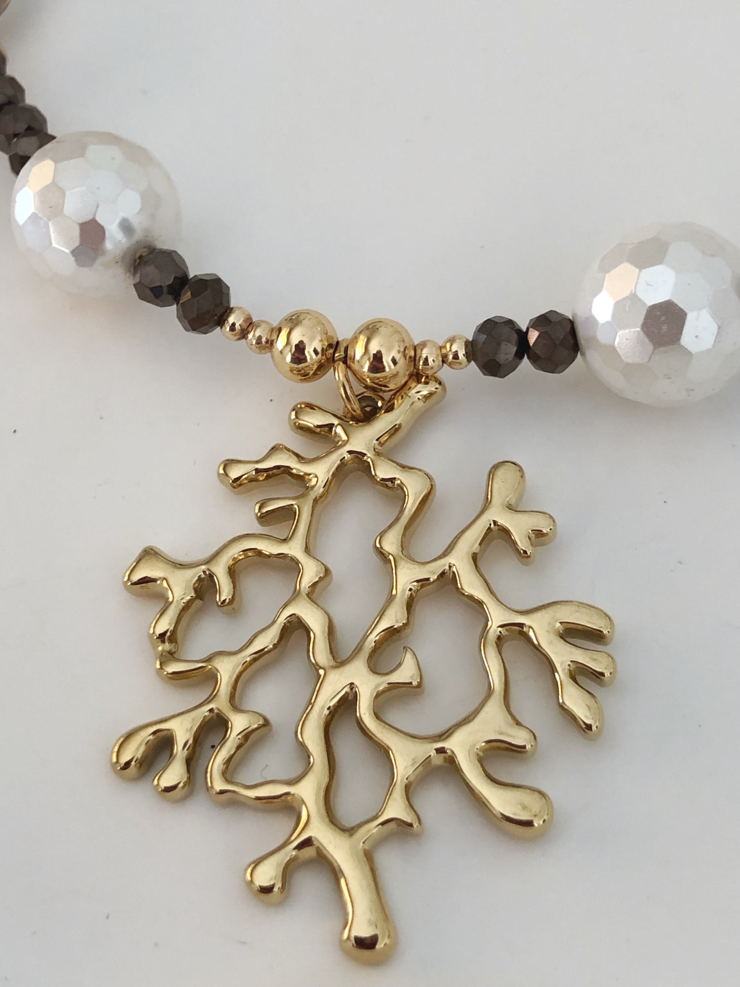Collar Fiyi