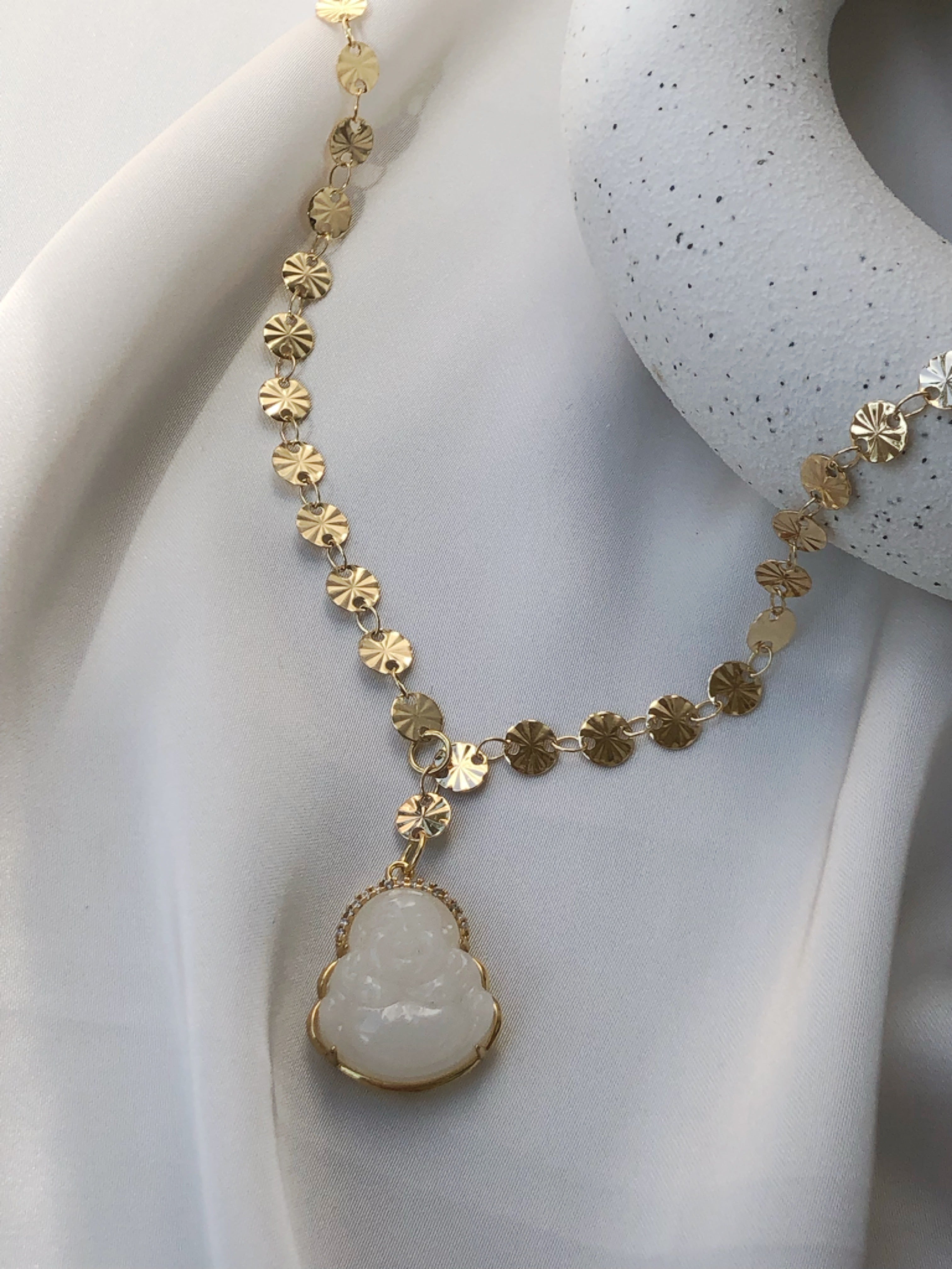 Collar Buda